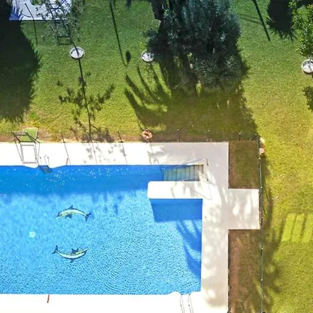 Skysea Holidays Europark Apartment *