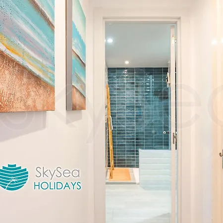 Skysea Holidays Europark Apartment *